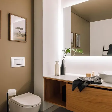 Rundi - 2 Bedrooms In Santo Antonio * ליסבון