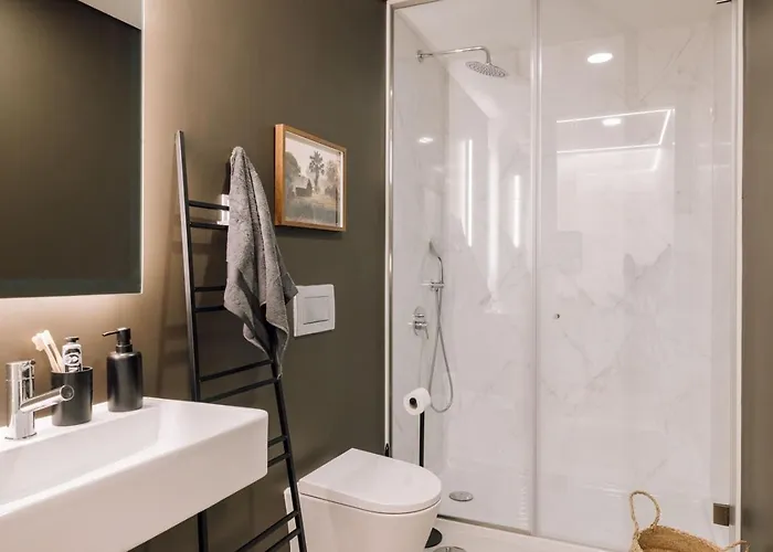 Apartment Rundi - 2 Bedrooms In Santo Antonio Lisbon