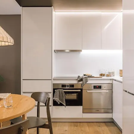 Rundi - 2 Bedrooms In Santo Antonio *